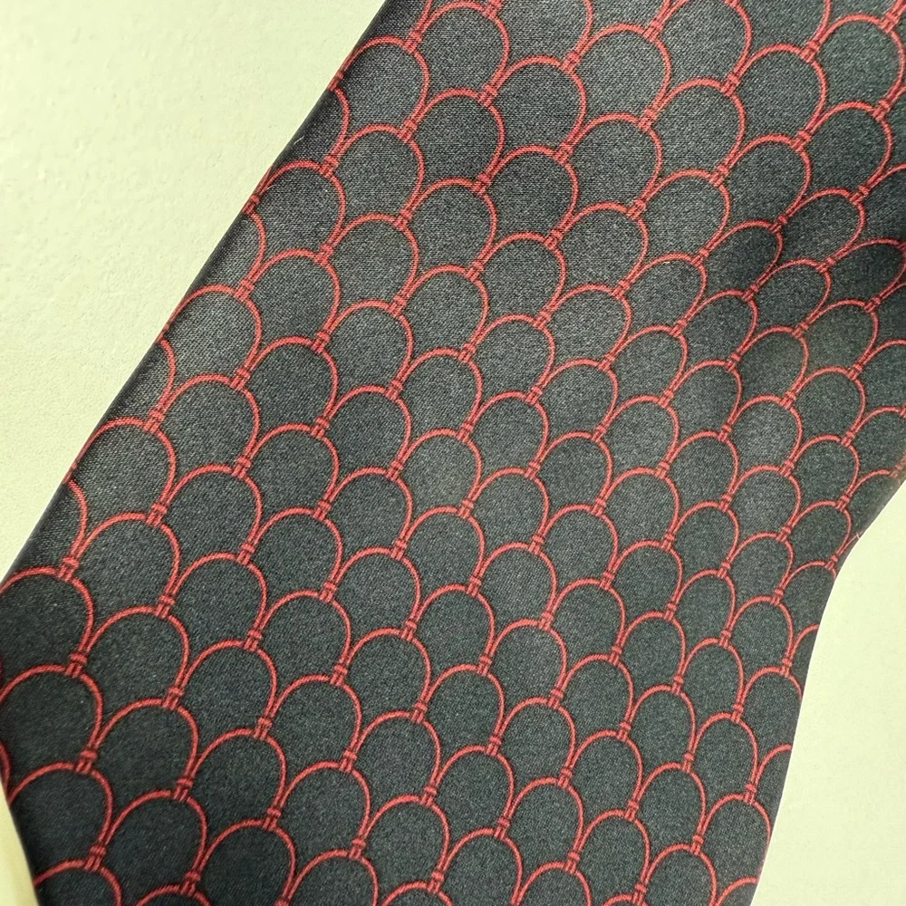 Etienne‎ Aigner Black and Red Patterned Tie